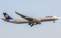 D-AIGN @ EDDF - on final at Frankfurt - by Friedrich Becker