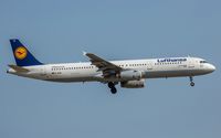 D-AISW @ EDDF - on final at Frankfurt - by Friedrich Becker