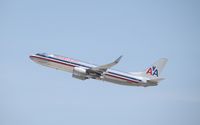 N906NN @ KLAX - Boeing 737-800 - by Mark Pasqualino