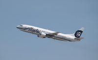 N754AS @ KLAX - Boeing 737-400 - by Mark Pasqualino