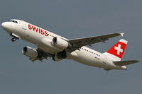 HB-IJD @ ZRH - Swiss