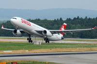 HB-JHK @ ZRH - Swiss - by Chris Jilli