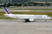 F-HBLH @ ZRH - Air France Regional - by Chris Jilli