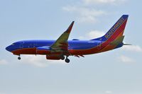 N232WN @ KBWI - On short finals for r/w 33L