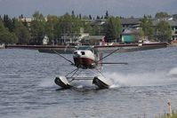N72412 @ LHD - Cessna 206