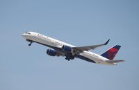 N6700 @ KLAX - Boeing 757-200