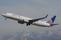 N37465 @ PANC - United Boeing 737-900