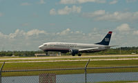 N445US @ RSW - Landing at RWY 6 - by Mauricio Morro