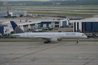 N562UA photo, click to enlarge N562UA photo, click to enlarge