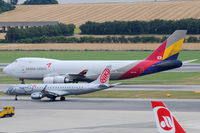 OE-IHB @ VIE - NIKI - by Chris Jilli