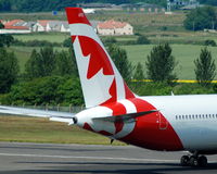 C-GHPN @ EGPH - A close study of the new livery.