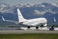 N660CP @ PANC - Boeing 737-700