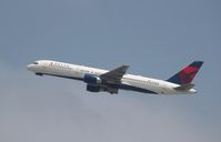 N684DA @ KLAX - Boeing 757-200