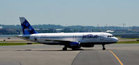 N644JB @ KDCA - Blue Loves ya Baby  Taxi DCA - by Ronald Barker