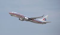 N901NN @ KLAX - Boeing 737-800 - by Mark Pasqualino