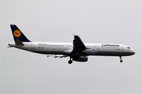 D-AISQ @ EGLL - Airbus A321-231 [3936] (Lufthansa) Home~G 06/06/2011. On approach 27L.
