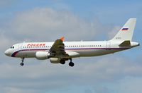 EI-EYS @ EDDF - Rossiya A320 arriving in FRA - by FerryPNL