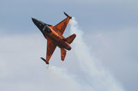 J-015 @ LOXZ - RNLAF F-16 - by Thomas Ranner