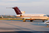 N311AG @ LOWL - Private