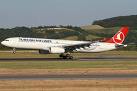 TC-JNO @ VIE - Turkish Airlines