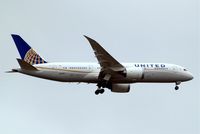 N27901 @ EGLL - Boeing 787-8 Dreamliner [34821] (United Airlines) Home~G 13/06/2013. On approach 27L.