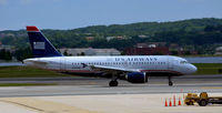 N725UW @ KDCA - Taxi DCA - by Ronald Barker