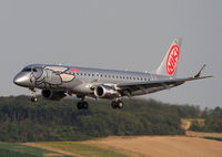 OE-IHE @ LOWW - Niki ERJ-190 - by Andreas Ranner