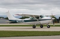 N2324X @ KOSH - Cessna 182H
