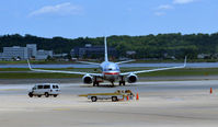 N855NN @ KDCA - Taxi DCA - by Ronald Barker