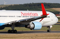 OE-LAE @ LOWW - Austrian B767 - by Thomas Ranner