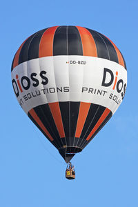 OO-BZU - Balloon meeting Eeklo 2013. - by Stefan De Sutter
