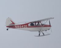 N8542E - While operating in and out of Forest Lake, MN - by Lee Bakewell