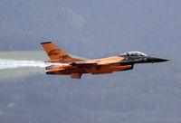 J-015 @ LOXZ - RNLAF F-16