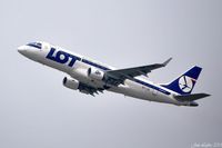 SP-LIA @ EDDL - LOT Airlines - by Jan Lefers