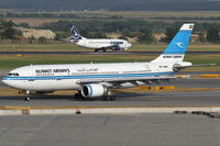 9K-AMC @ VIE - Kuwait Airways