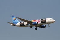 OO-TCH @ EBBR - Arrival of flight HQ2237 to RWY 02
