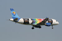 OO-TCH @ EBBR - Flight HQ2237 is descending to RWY 02