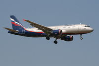 VQ-BBB @ EBBR - Arrival of flight SU2560 to RWY 02 - by Daniel Vanderauwera