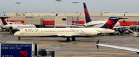 N914DE @ KATL - Taxi ATL - by Ronald Barker