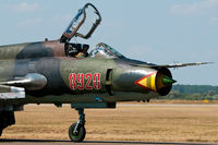 8920 @ LHKE - Su-22