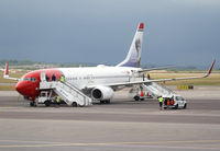 LN-DYV @ EFHK - Norwegian B737 - by Thomas Ranner
