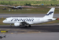 OH-LVI @ EFHK - Finnair A319 - by Thomas Ranner