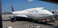 N675NW @ KDTW - Gate A40 Detroit - by Ronald Barker