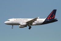 OO-SSG @ EBBR - Flight HQ4183 is descending to RWY 20 - by Daniel Vanderauwera