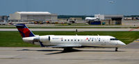 N833AY @ KDTW - Taxi Detroit - by Ronald Barker