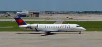 N8964E @ KDTW - Taxi Detroit - by Ronald Barker
