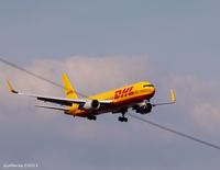 G-DHLF - A minute before landing @ JFK 's 22L - by gbmax