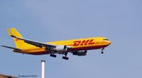 G-DHLF - A minute before landing @ JFK 's 22L - by gbmax