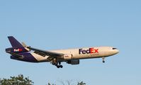 N613FE @ KJFK - -