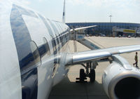 OH-LKE @ LOWW - Finnair Emb190 - by Thomas Ranner
